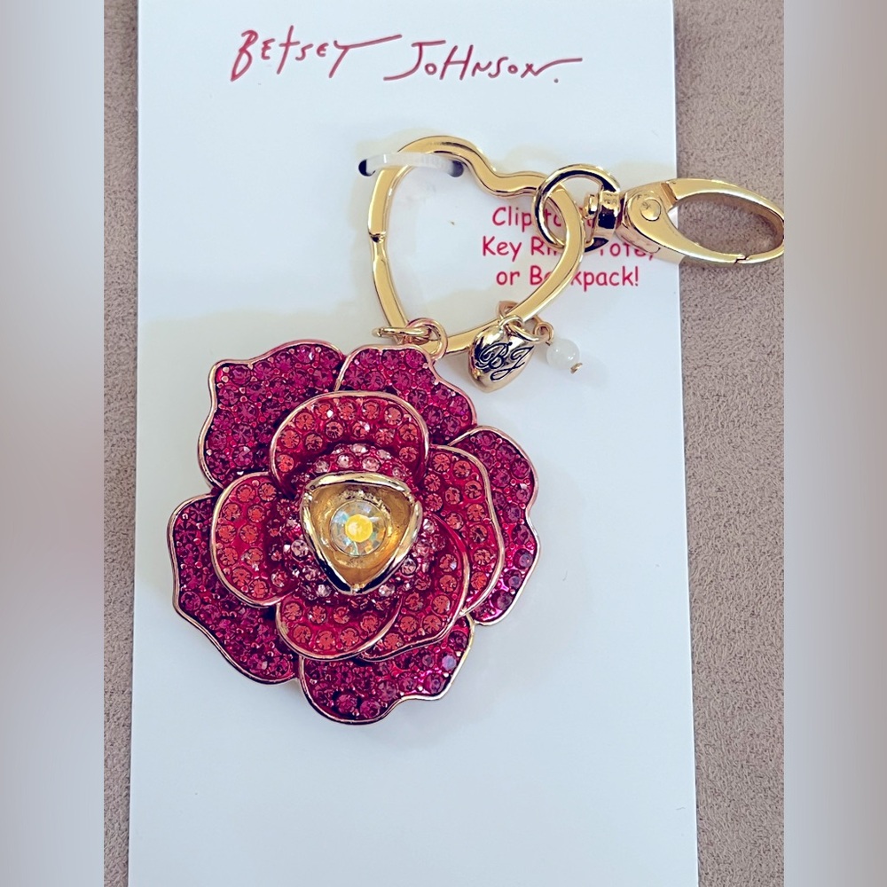 Betsey Johnson Pink Flower Handbag Charm / Keychain - Picture 2 of 7
